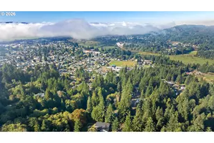 1101 E 15th St, Coquille, OR 97423 - Photo 48