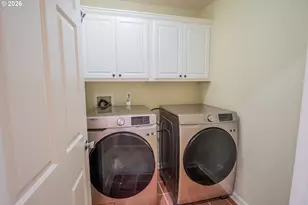 5548 Jeffrey Way, Eugene, OR 97402 - Photo 18