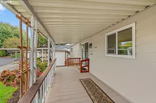 1225 W 10th Ave, Junction City, OR 97448 - Photo 8