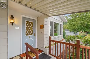 1225 W 10th Ave, Junction City, OR 97448 - Photo 6