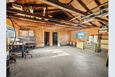 3329 SE Hillyard Rd, Gresham, OR 97080 - Photo 40