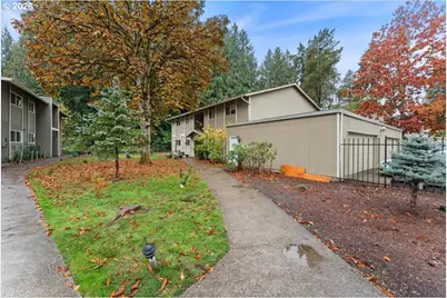 6610 SW Terri Ct #10, Portland, OR 97225 - Photo 2