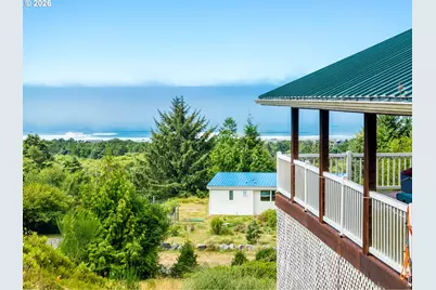9675 Scenic View Dr, Rockaway Beach, OR 97136 - Photo 28