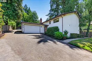 9316 SW 8th Dr, Portland, OR 97219 - Photo 4