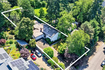 9316 SW 8th Dr, Portland, OR 97219 - Photo 34
