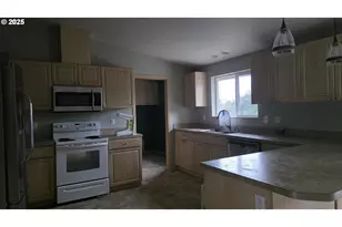 14543 SE West Park Ct, Damascus, OR 97089 - Photo 12