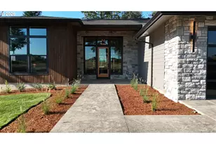 12477 NE Haven Hill Way, Aurora, OR 97002 - Photo 2