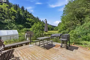 96863 Larson Ln, North Bend, OR 97459 - Photo 38