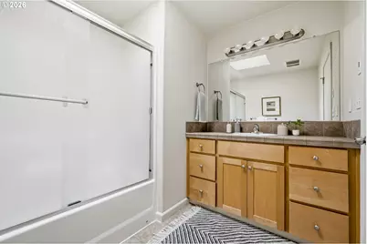 6610 N Smith Ct, Portland, OR 97203 - Photo 34