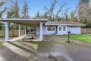 737 SE Palmer Ln, Dayton, OR 97114 - Photo 2