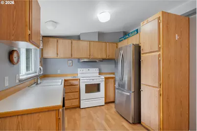 383 N Lagoon St, Rockaway Beach, OR 97136 - Photo 6