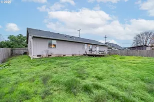 1910 18th Ave, Sweet Home, OR 97386 - Photo 18