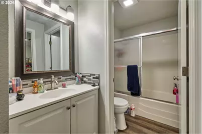 880 N Pershing St, Mount Angel, OR 97362 - Photo 36