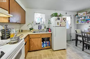 880 N Pershing St, Mount Angel, OR 97362 - Photo 18