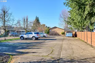 880 N Pershing St, Mount Angel, OR 97362 - Photo 42