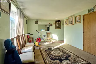 880 N Pershing St, Mount Angel, OR 97362 - Photo 20