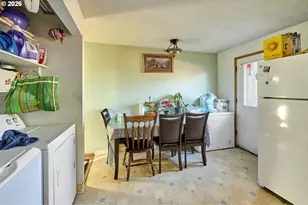 880 N Pershing St, Mount Angel, OR 97362 - Photo 10