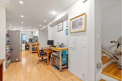 1757 SW Prospect Dr, Portland, OR 97201 - Photo 26