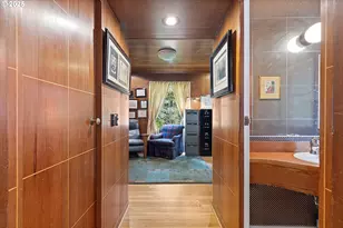 1757 SW Prospect Dr, Portland, OR 97201 - Photo 4