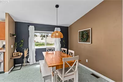 1939 McDonald Ct, Springfield, OR 97477 - Photo 10