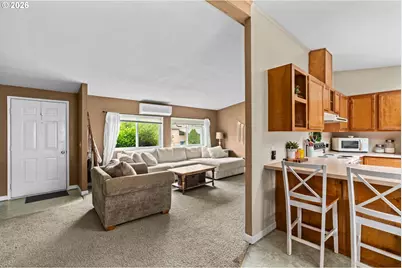 1939 McDonald Ct, Springfield, OR 97477 - Photo 8