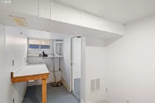 4517 NE 85th Ave, Portland, OR 97220 - Photo 36