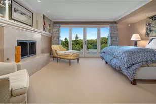 1205 SW Myrtle Dr, Portland, OR 97201 - Photo 32