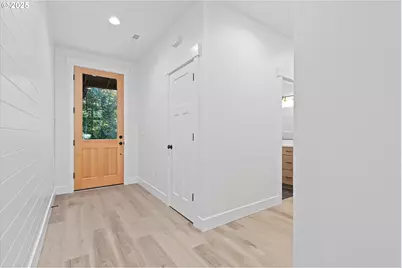 24508 E Bright Ave, Welches, OR 97067 - Photo 4