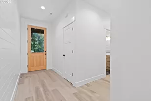 24508 E Bright Ave, Welches, OR 97067 - Photo 4