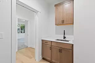 24508 E Bright Ave, Welches, OR 97067 - Photo 22