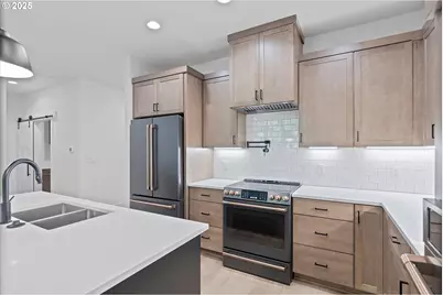 24508 E Bright Ave, Welches, OR 97067 - Photo 12