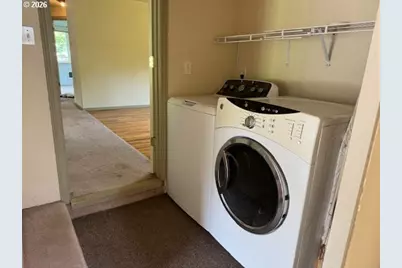 219 Federal Ln, Eugene, OR 97404 - Photo 22