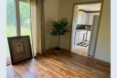219 Federal Ln, Eugene, OR 97404 - Photo 8