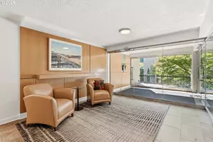 2211 SW Park Pl, Portland, OR 97205 - Photo 36