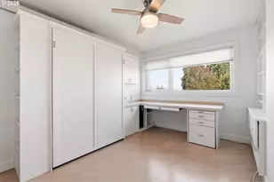 2211 SW Park Pl, Portland, OR 97205 - Photo 22