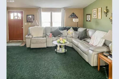 155 Bobwhite St, Roseburg, OR 97471 - Photo 4