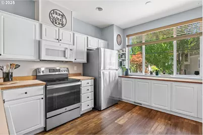 14198 SW Barrows Rd #3, Portland, OR 97223 - Photo 10