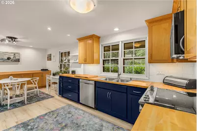 4363 Woodside Cir, Lake Oswego, OR 97035 - Photo 14