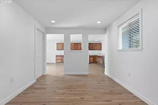 4840 SW 197th Pl, Beaverton, OR 97078 - Photo 4