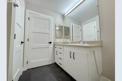 1125 NW 9th Ave #315, Portland, OR 97209 - Photo 42