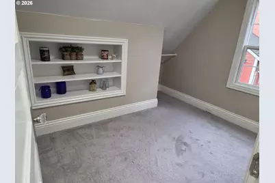 415 SE Roberts Ave, Gresham, OR 97080 - Photo 10