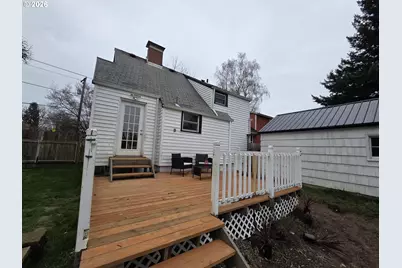 415 SE Roberts Ave, Gresham, OR 97080 - Photo 18