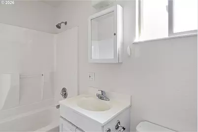 1946 16th St, North Bend, OR 97459 - Photo 26