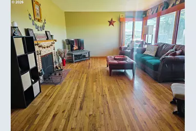 83528 Dufur Valley Rd, Dufur, OR 97021 - Photo 6