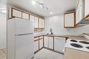 4784 W Powell Blvd, Gresham, OR 97030 - Photo 4