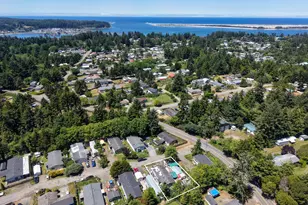 63451 Capitol Dr, Coos Bay, OR 97420 - Photo 4