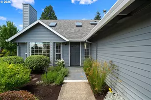 5749 NE Harvest St, Hillsboro, OR 97124 - Photo 2