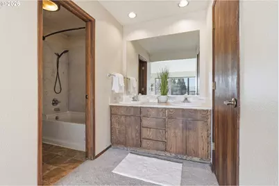 17941 Meadowlark Ln, Lake Oswego, OR 97034 - Photo 18