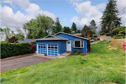 2734 SW Texas St, Portland, OR 97219 - Photo 2