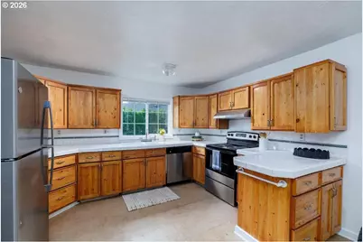 2734 SW Texas St, Portland, OR 97219 - Photo 12